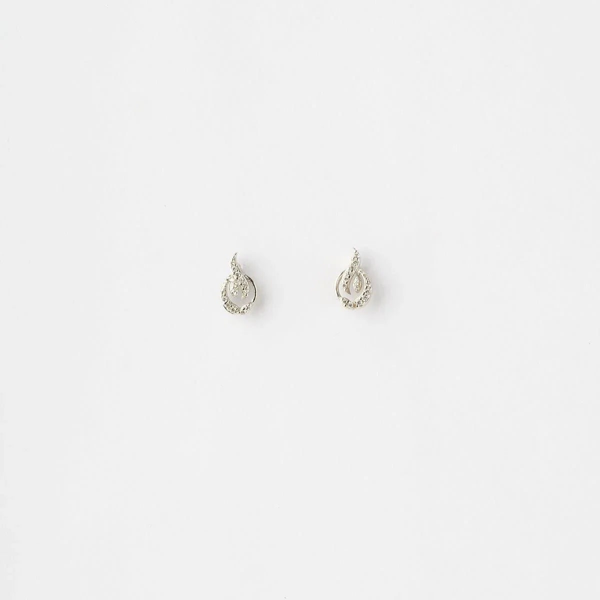 Delicate Stone Studded Earring - Chandrani Pearls