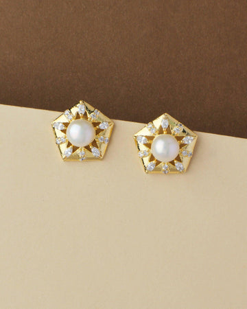 Floral Pearl Stud Earring - Chandrani Pearls