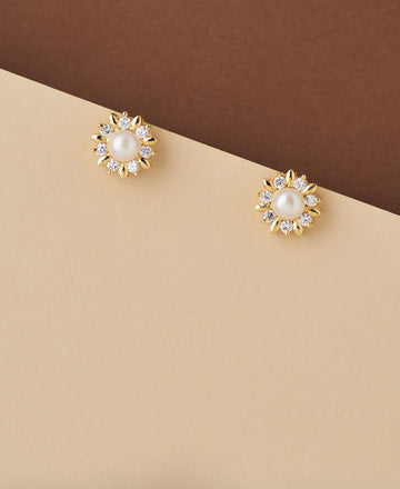 Floral and Beautiful Pearl Earring - Chandrani Pearls