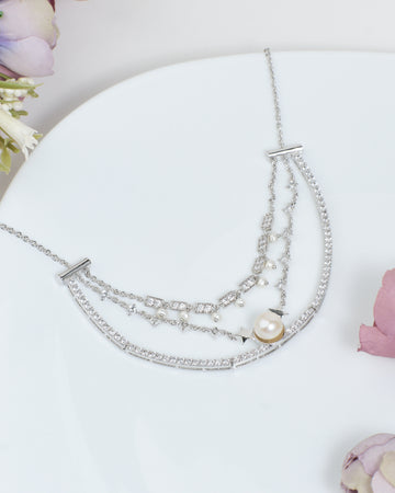 Free Spirit Pearl Chain Necklace