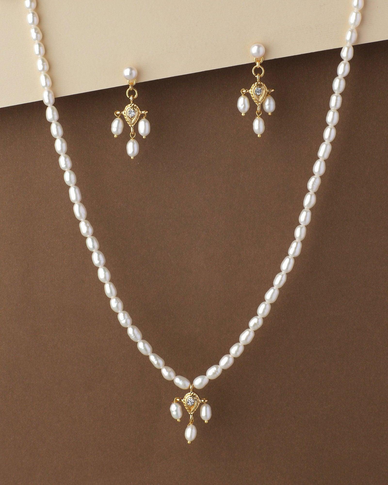 Pearl deals Necklace