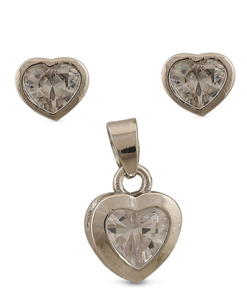 Pretty Stone Studded Pendant Set - Chandrani Pearls