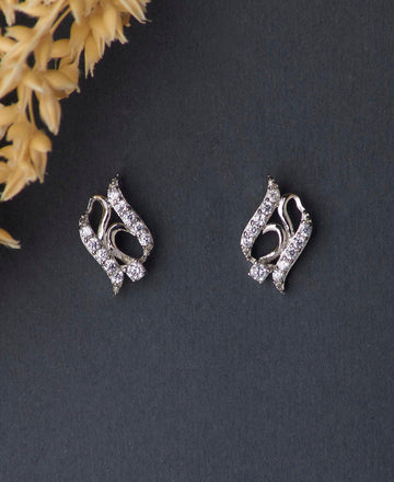 Pretty Stone Studded Silver Earring - Chandrani Pearls