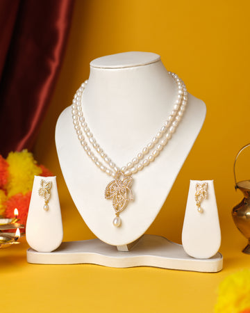 Double-Strand Pearl Necklace Set with Floral Pendant
