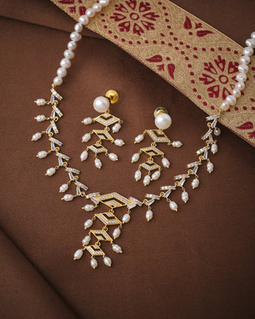 Trendy Pearl CZ Necklace Set