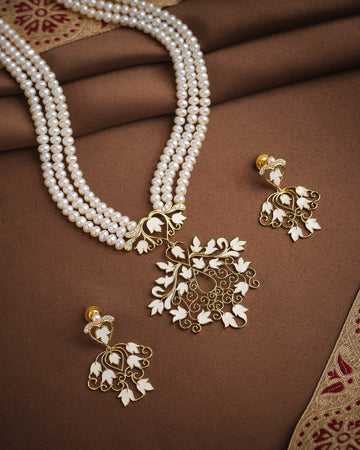 Noor Majesty Pearl CZ Necklace Set