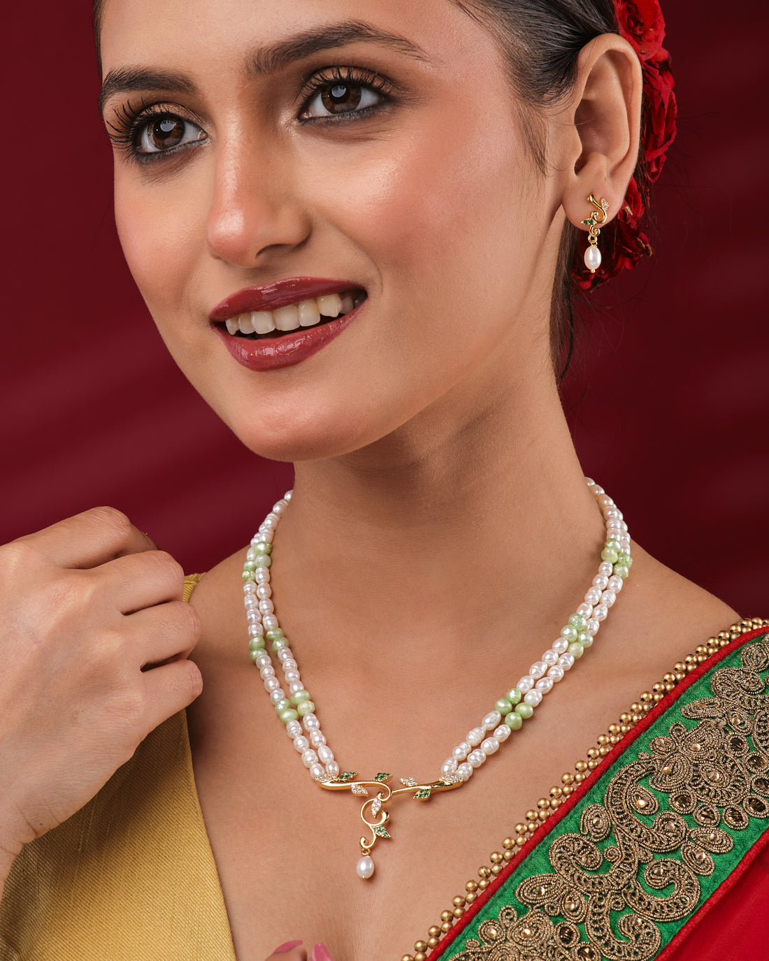 Vintage Whisper Trendy Necklace Set