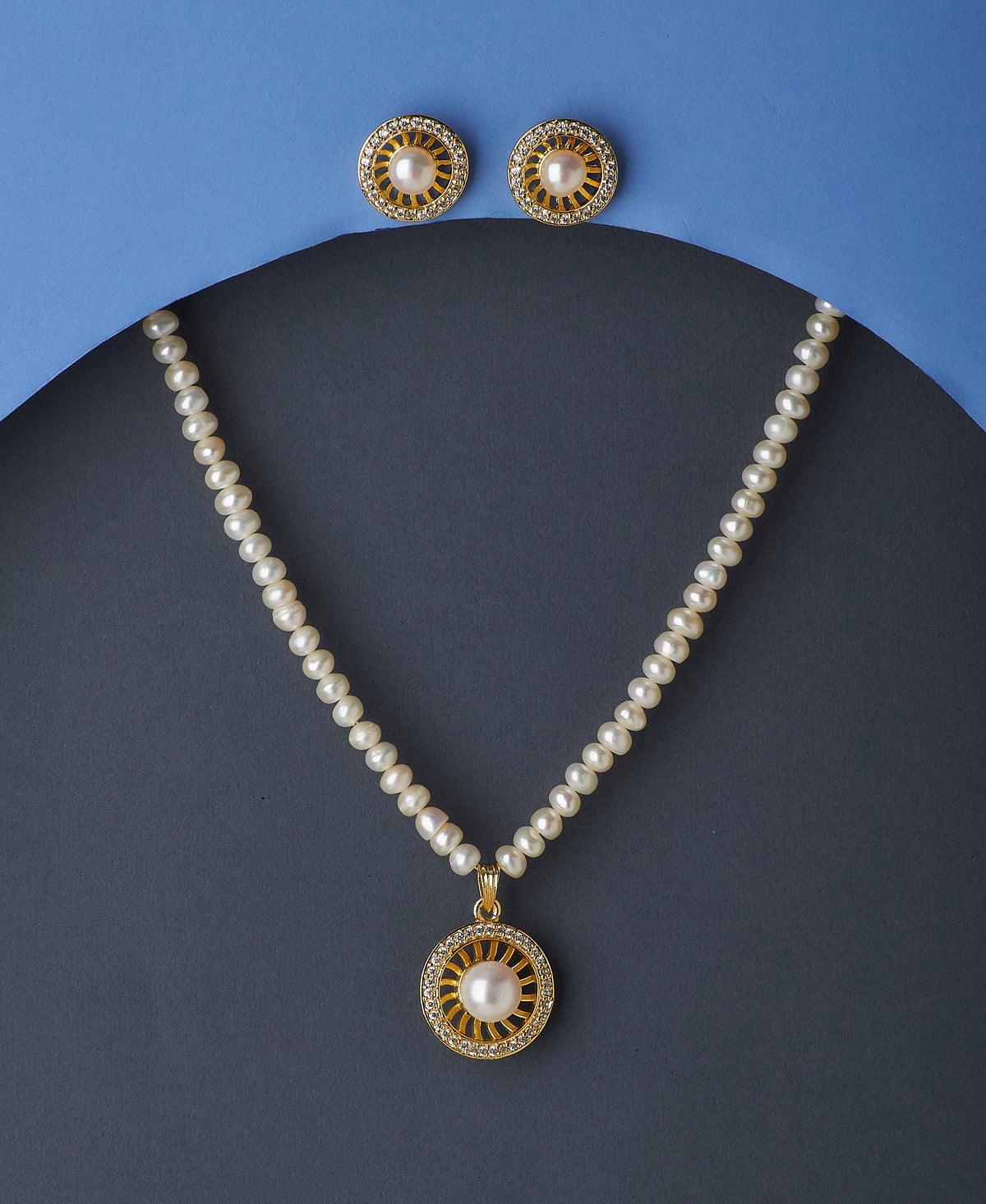 Traditional AD Pearl Necklace Set