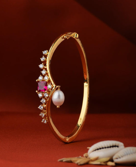 Traditional Stone Studded Bangle - Chandrani Pearls