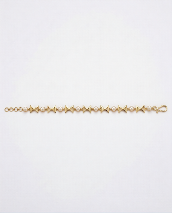 Gold-Toned Geometric Pearl Link Bracelet