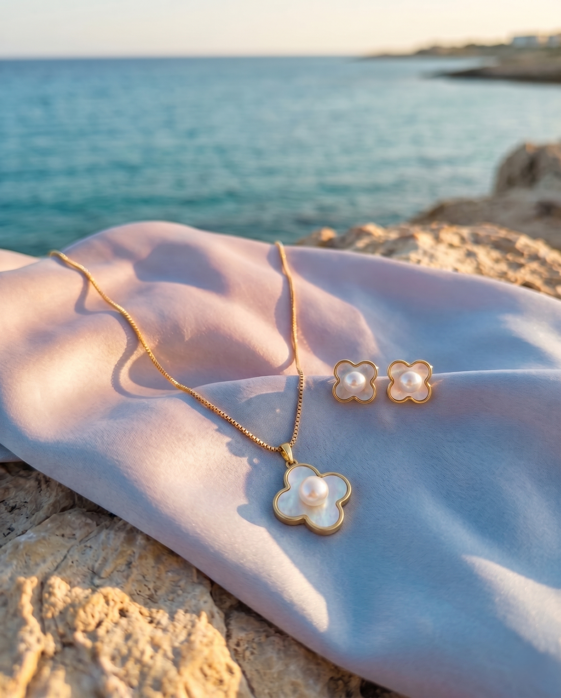 Elegant Gold Plated Floral Mother-of-Pearl Pendant Set (Without Chain)