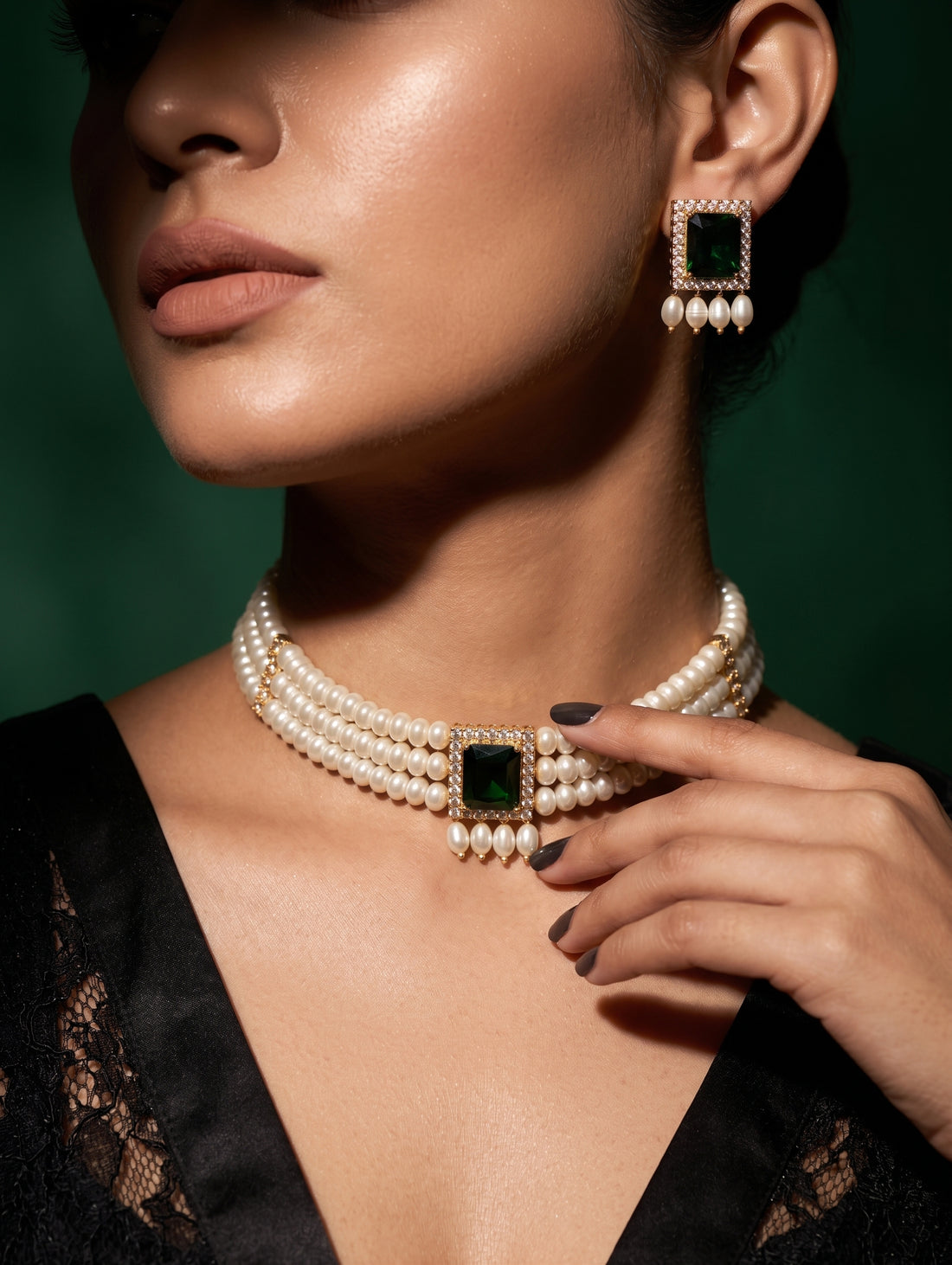 Emerald Majesty Triple-Strand Pearl Choker Set