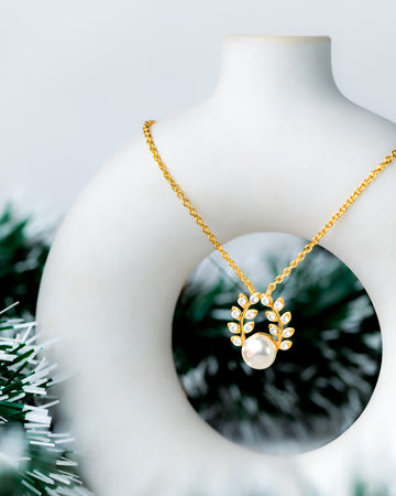 Snowflake Shine Pendant