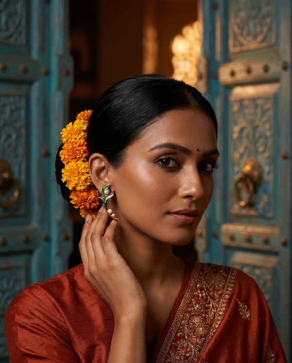 Elegant Gold-Plated Peacock Feather Pearl  Earrings