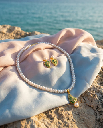 Emerald Green Leaf Motif Pearl Necklace & Stud Earring Set