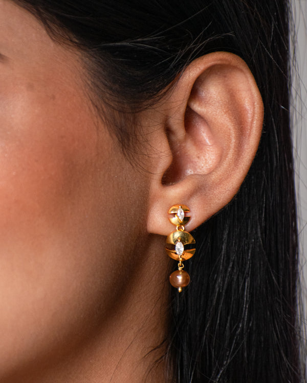 Gold-Plated Earrings with Brown Pearl