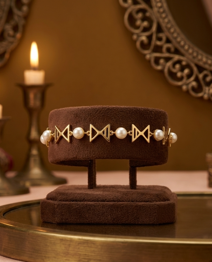 Gold-Toned Geometric Pearl Link Bracelet