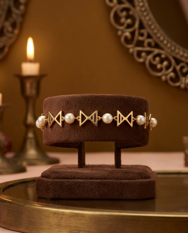 Gold-Toned Geometric Pearl Link Bracelet