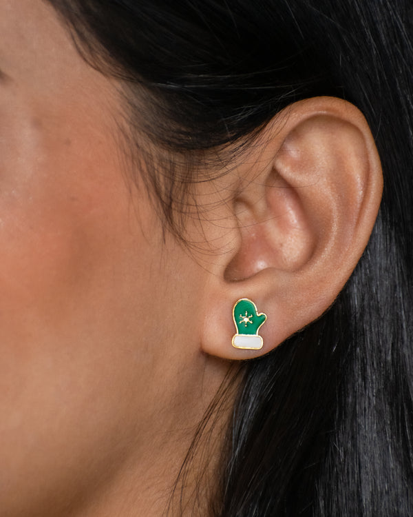 Festive Christmas Gloves Earrings – Red & Green Holiday Charm