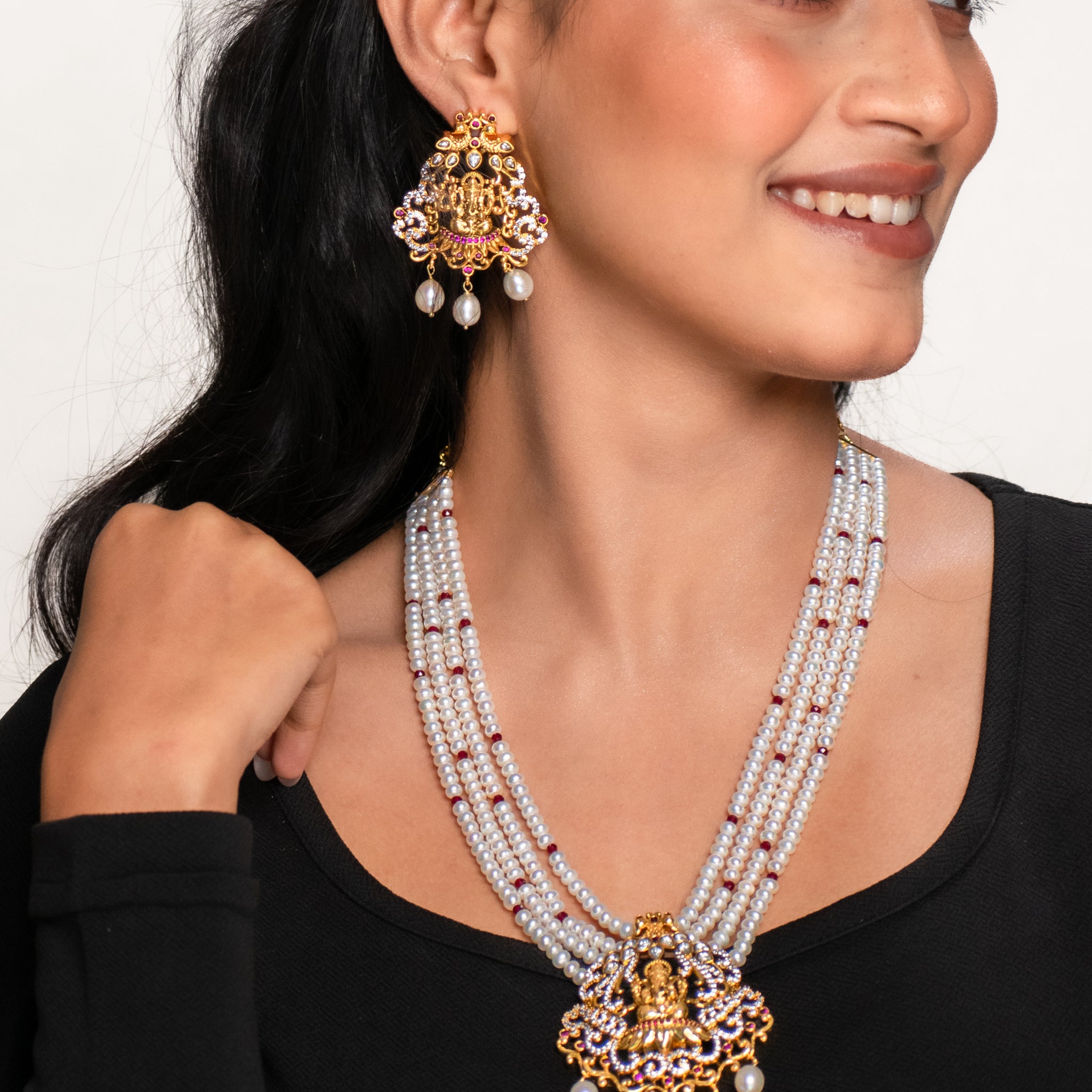 Ganpati Pearl Necklace With CZ-Studded Temple Set