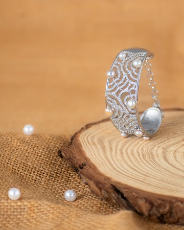 Silver Ocean Wave Pearl Bangle