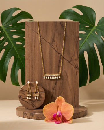 Art Deco Inspired Pearl Necklace and Earring Set