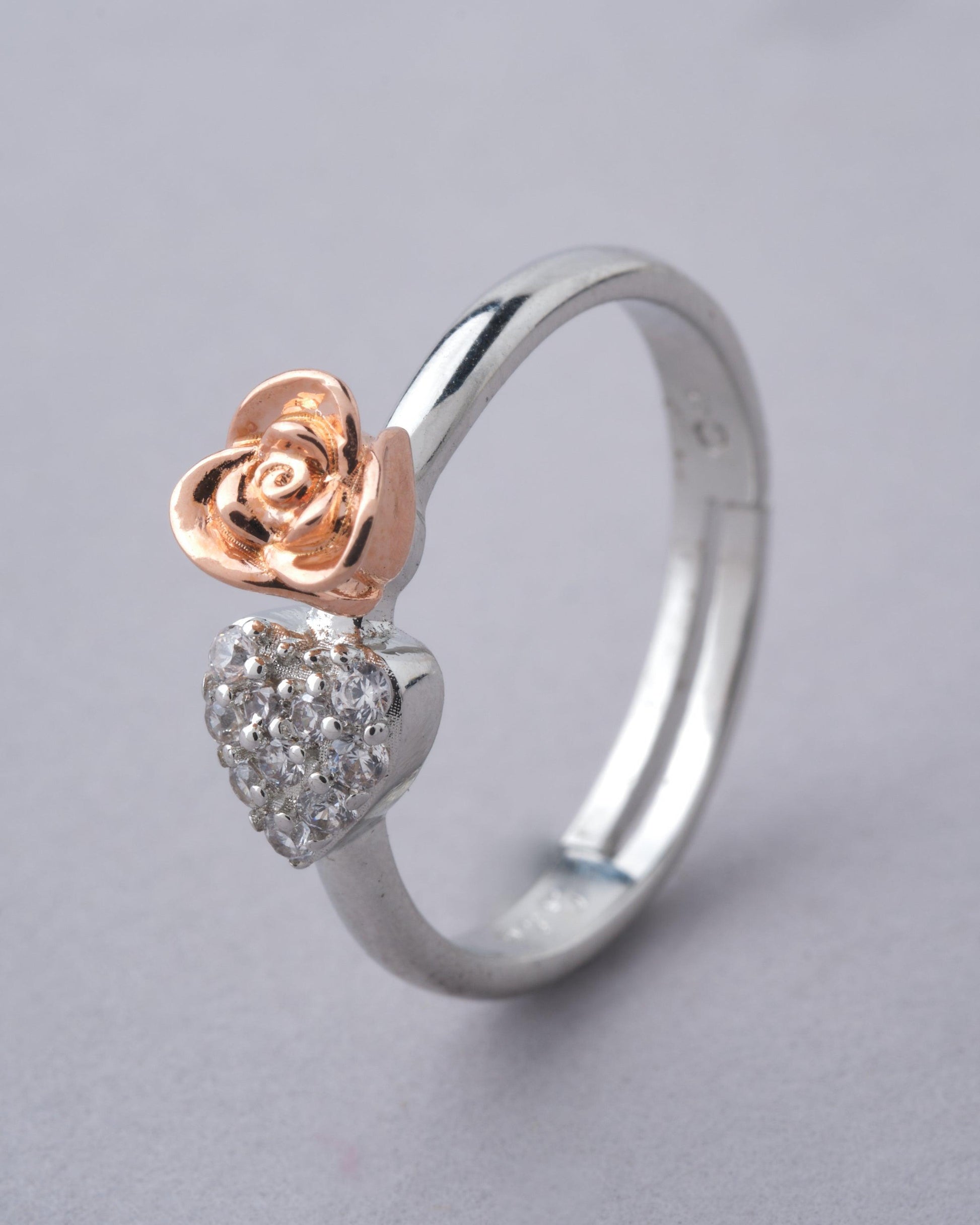 925 Sterling Silver Beautiful Rose Ring R01597 - Chandrani Pearls