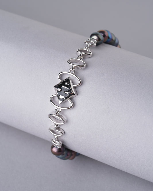 The Curb Link Station Pearl Bracelet