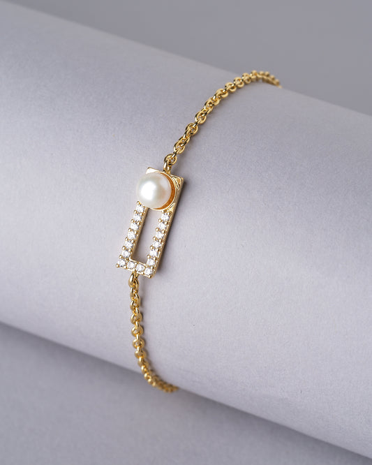 The Chain Reaction Pearl Bracelet