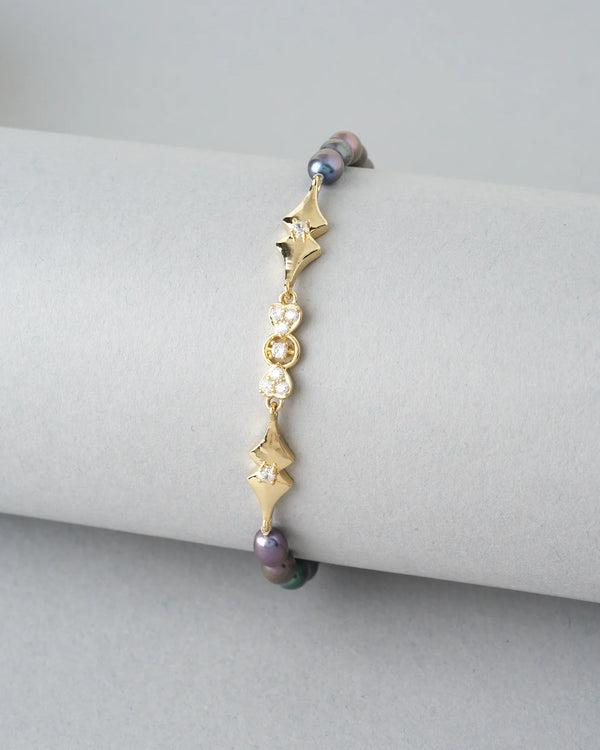 Classic elegance in every pearl