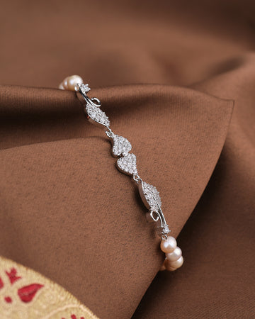 Noor Leafy CZ Pearl Bracelet