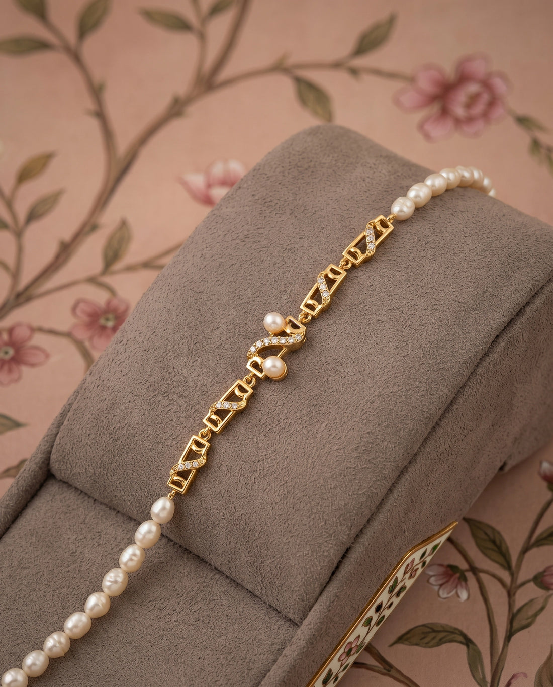 Gold-Plated Geometric Pearl & Cubic Zirconia Bracelet