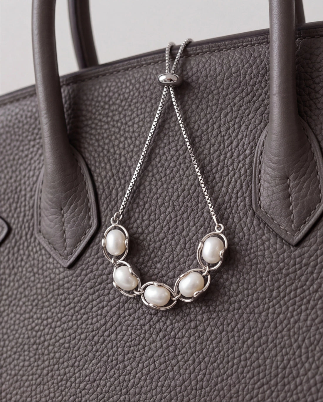 Silver-Plated Oval-Encased Pearl Bolo Bracelet