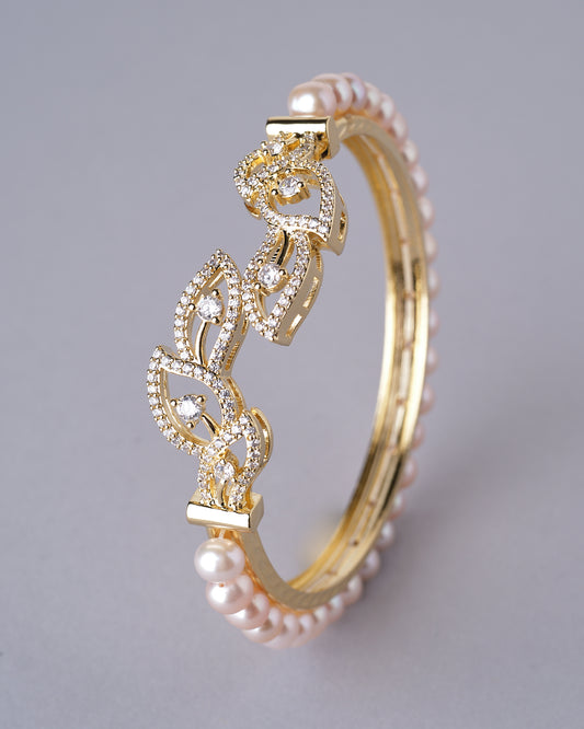 The Serene Leaves Pearl Bangle