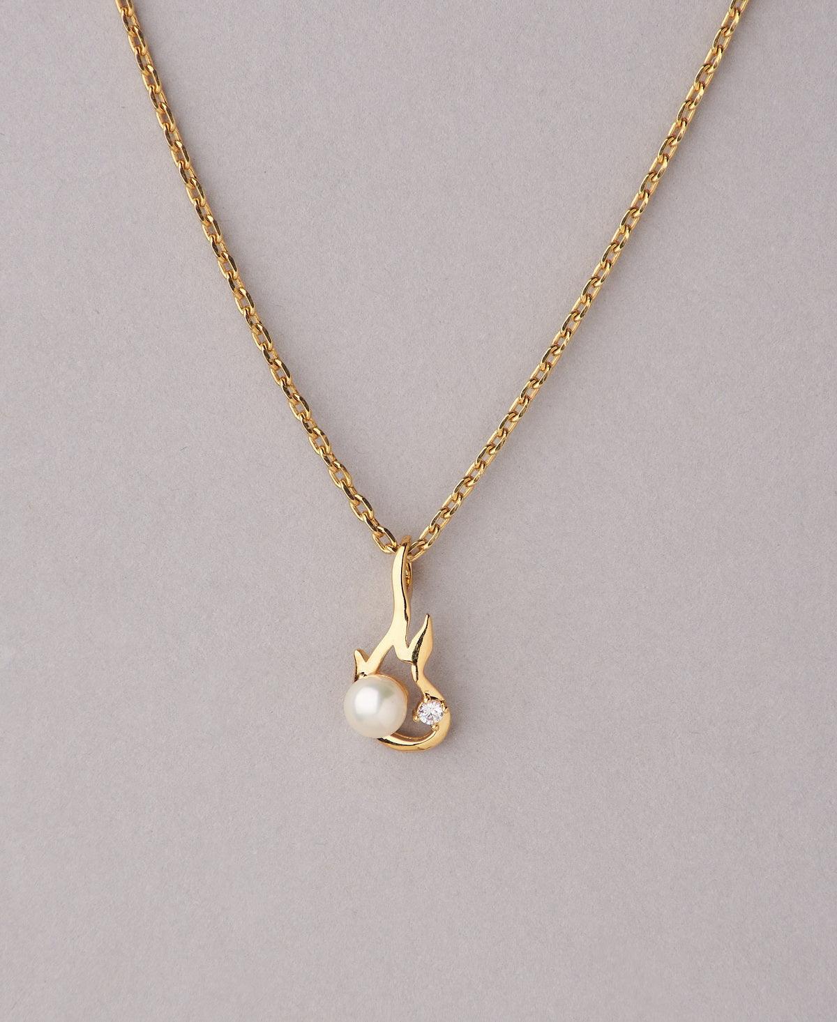 Beautiful 18Kt Gold Pendant - Chandrani Pearls