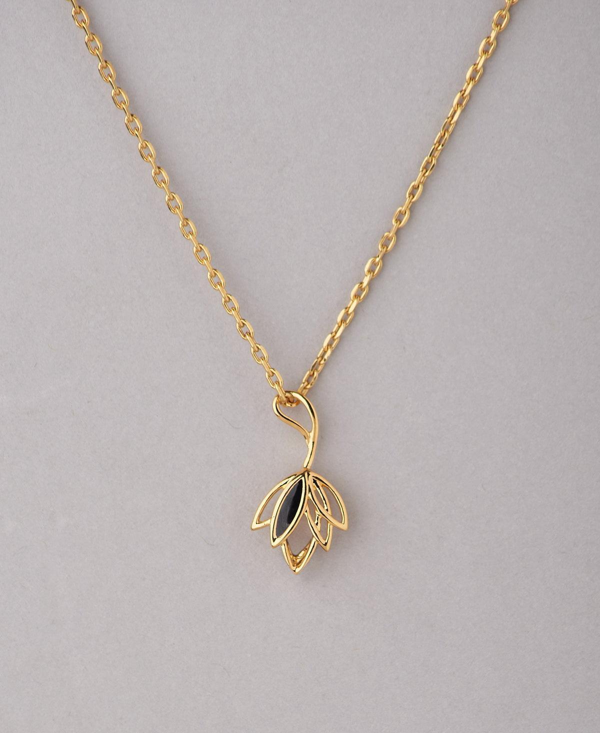 Beautiful Lotus 18Kt Gold Pendant - Chandrani Pearls