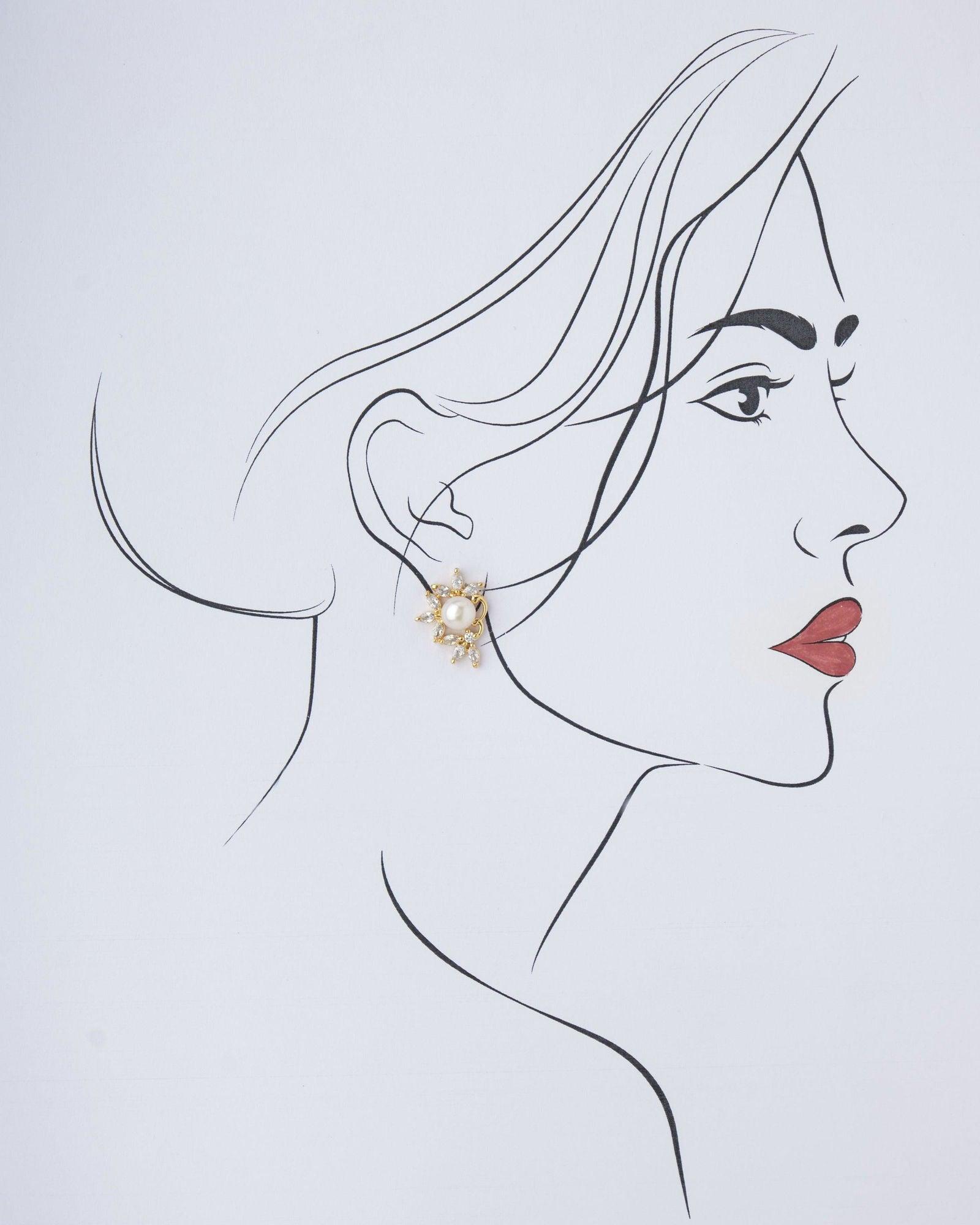 Beautiful Pearl & Stone Stud Earring - Chandrani Pearls