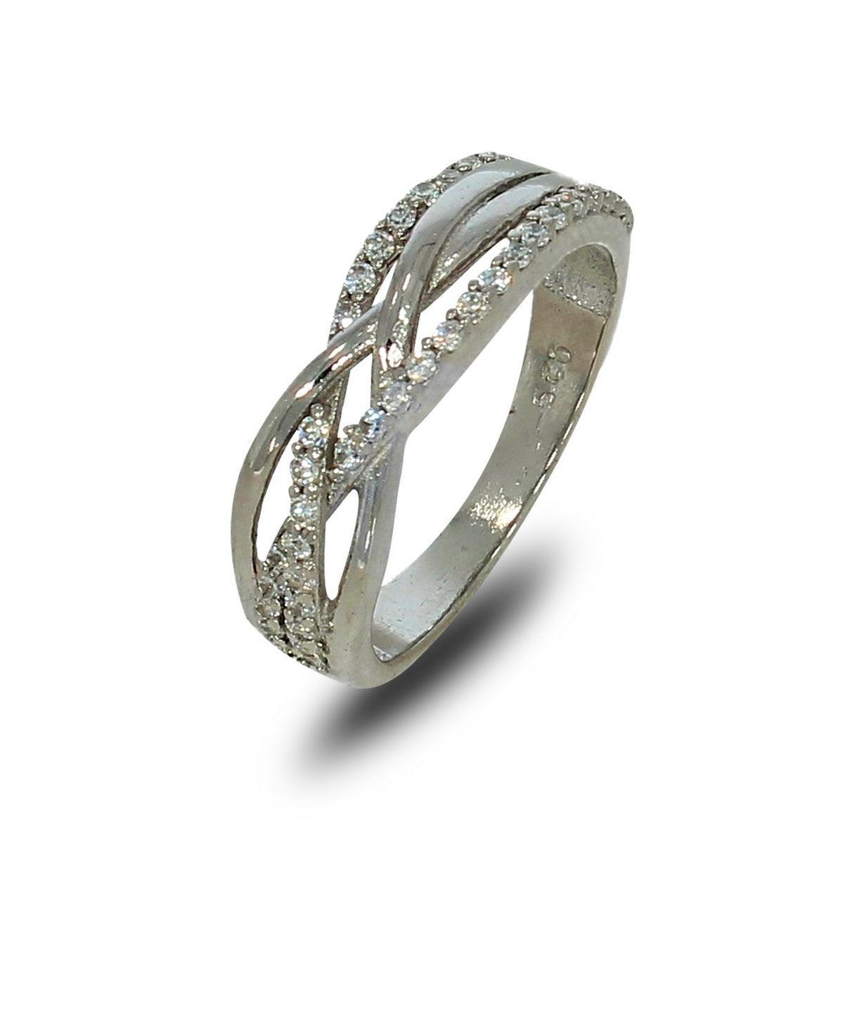 Beautifully Crafted Sterling Silver Ring - Chandrani Pearls