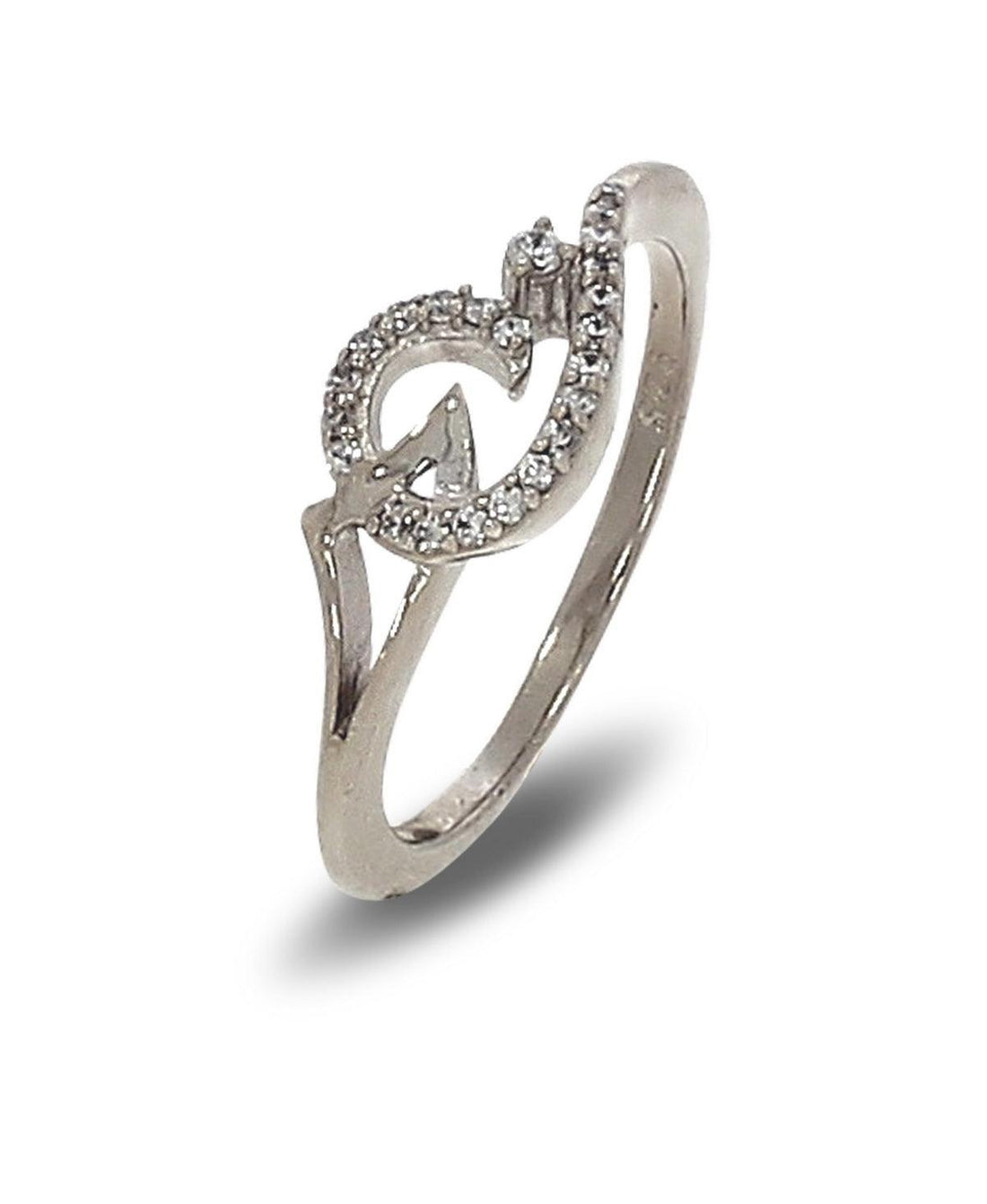 Beautifully Crafted Sterling Silver Ring - Chandrani Pearls