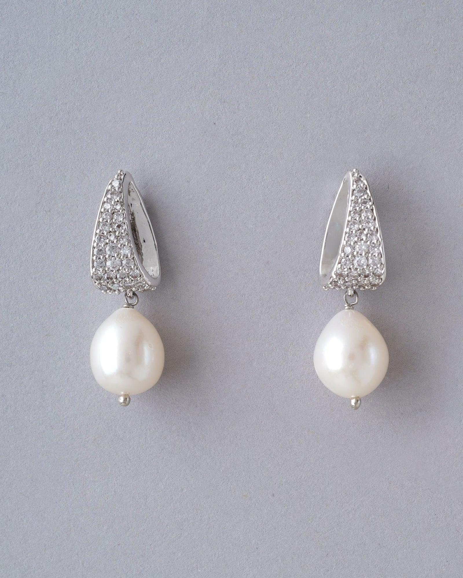 Bling Blogger Pearl Earring - Chandrani Pearls