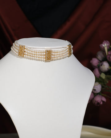 Beautiful 4 Line Pearl Choker