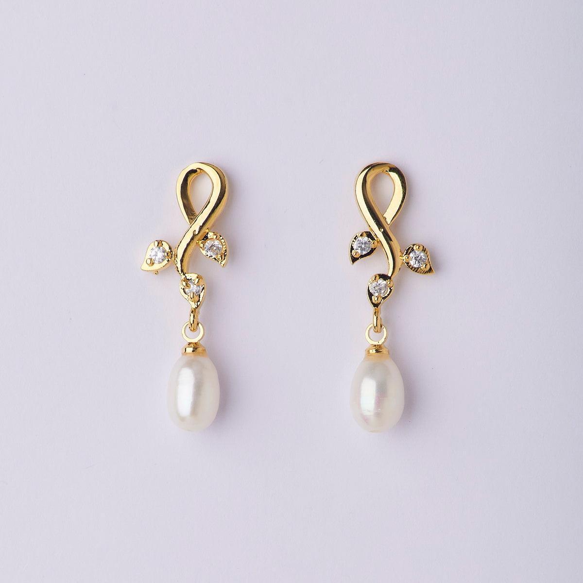 Classic Pearl Hanging Earring - Chandrani Pearls