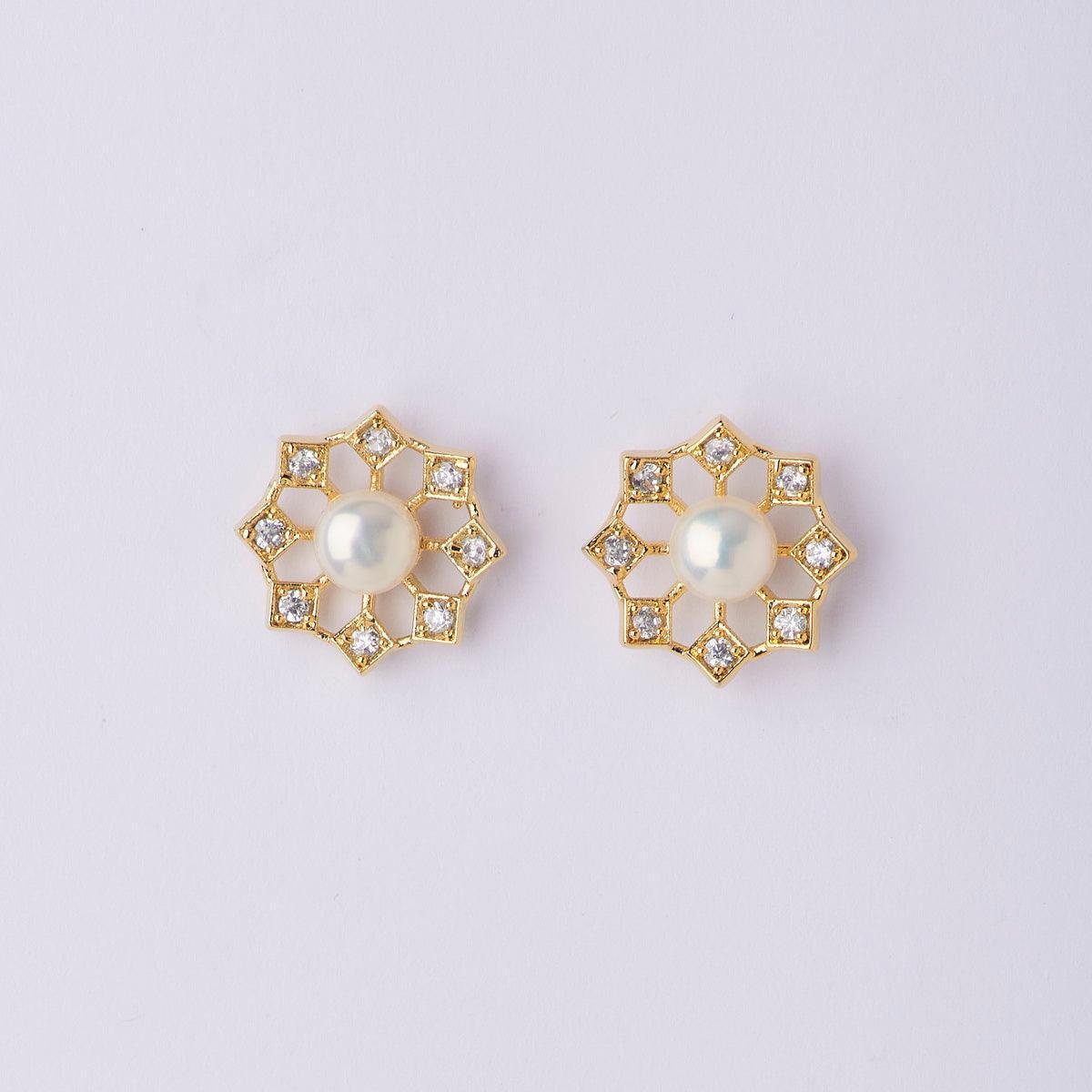 Classic Pearl Stud Earring - Chandrani Pearls