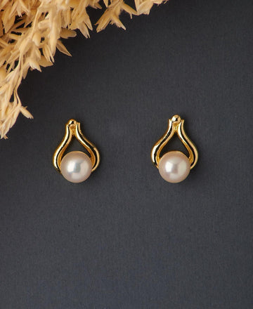 Classic Pearl Stud Earring - Chandrani Pearls