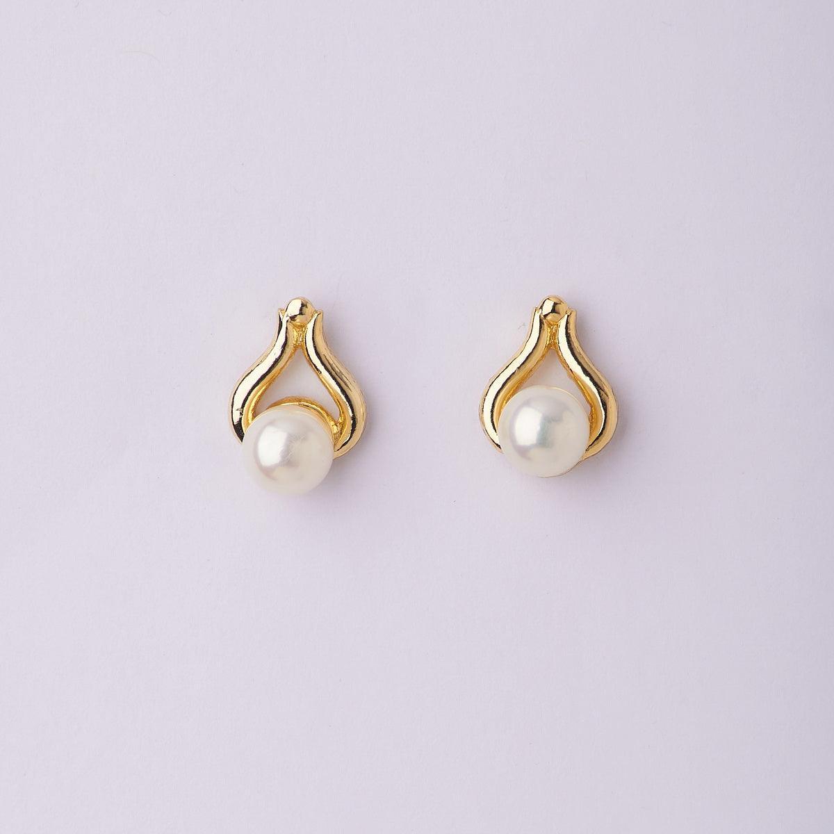 Classic Pearl Stud Earring - Chandrani Pearls