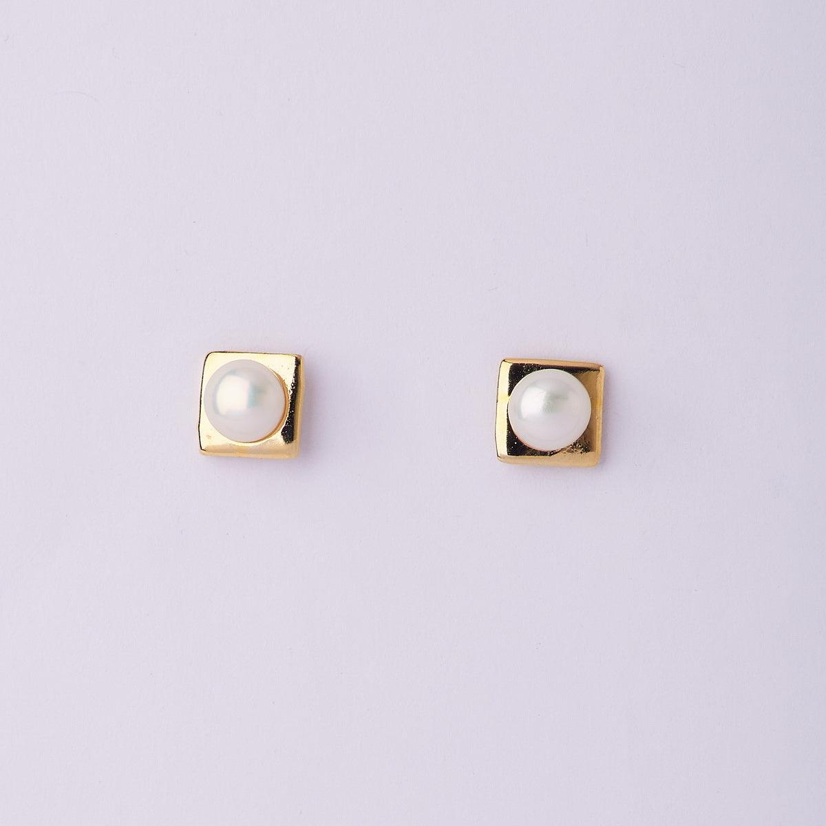 Classic Pearl Stud Earring - Chandrani Pearls