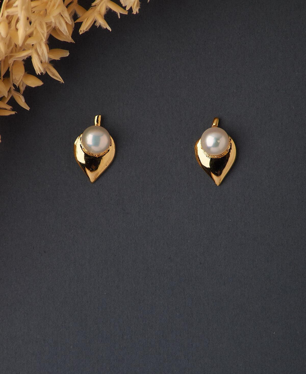 Classic Pearl Stud Earring - Chandrani Pearls