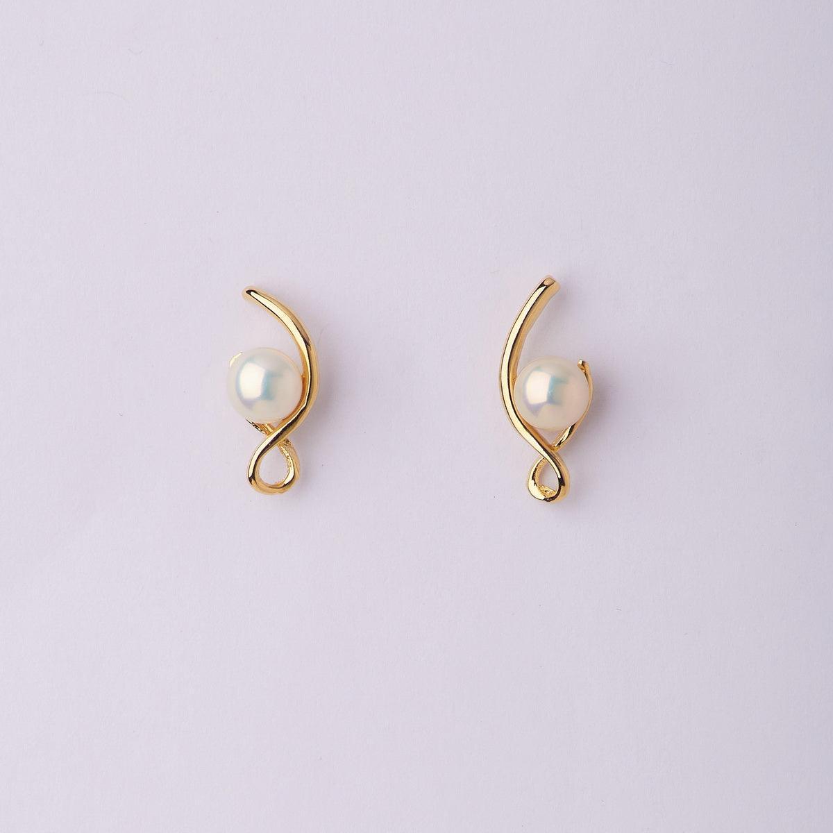 Classic Pearl Stud Earring - Chandrani Pearls