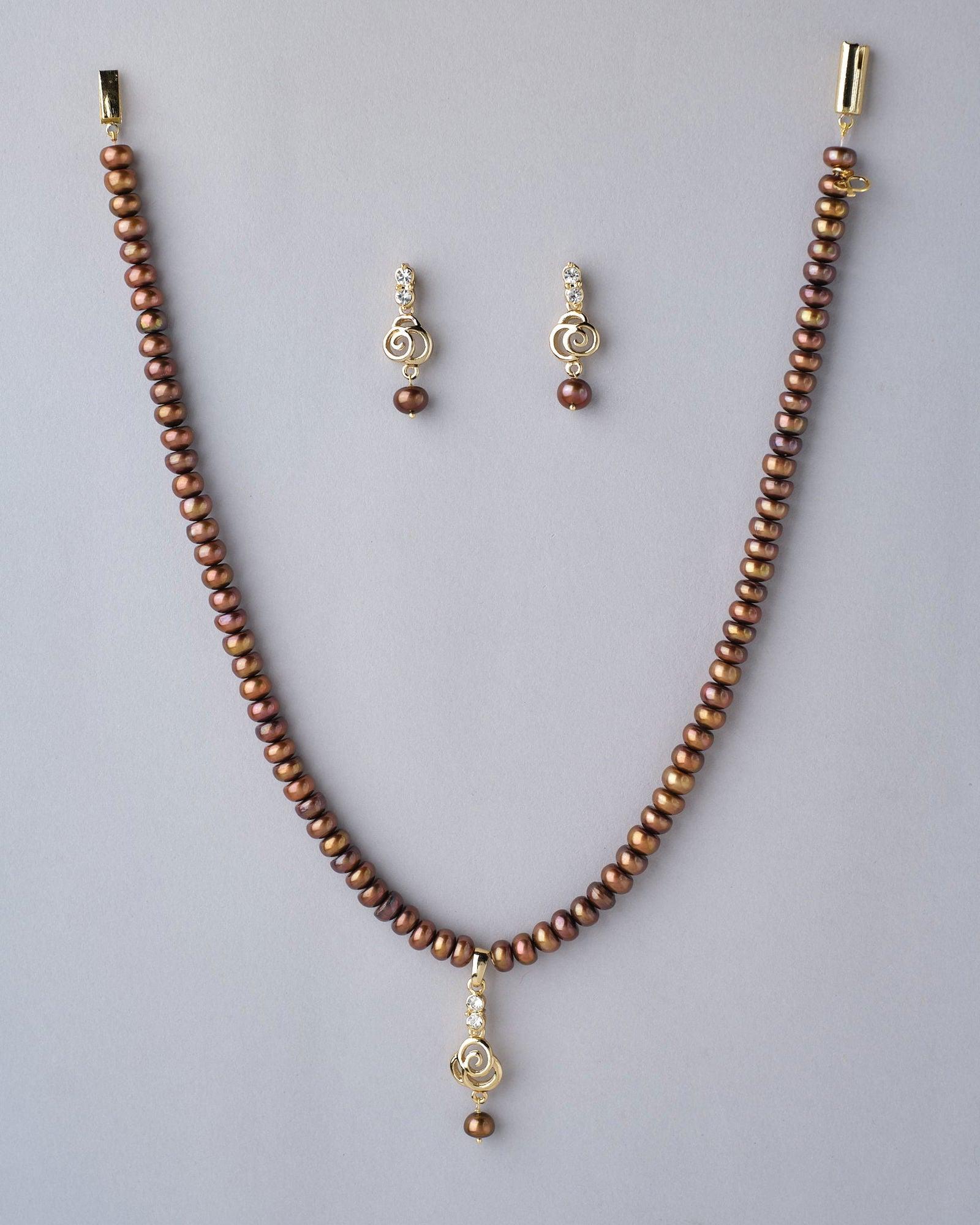 Crash A Party Pearl Necklace Set - Chandrani Pearls