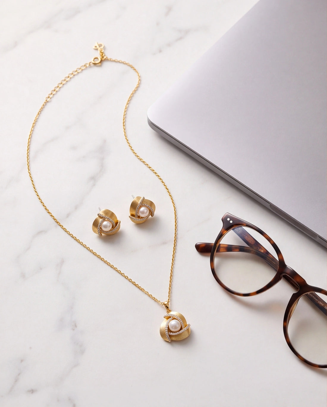 Brushed Gold Swirl Pearl Pendant & Earring Set